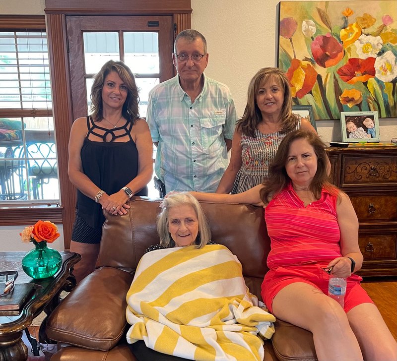 Stella Mae "Katie" Mulhollan - Photo 44