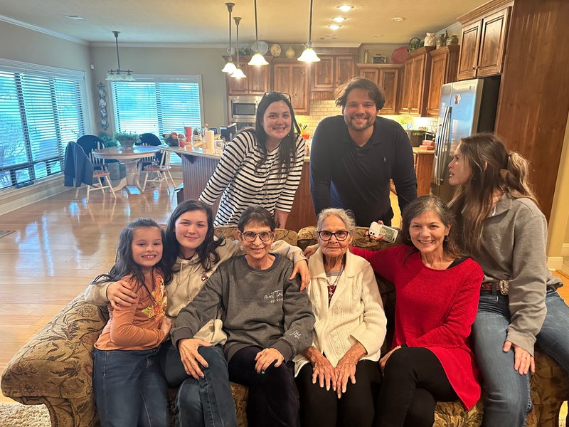 Patricia "Tricia" Adell Pierce - Photo 15