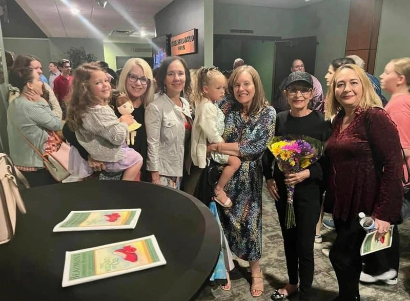 Patricia "Tricia" Adell Pierce - Photo 44