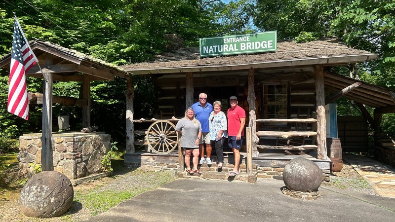 Tami Lorae Rawls - Photo 37