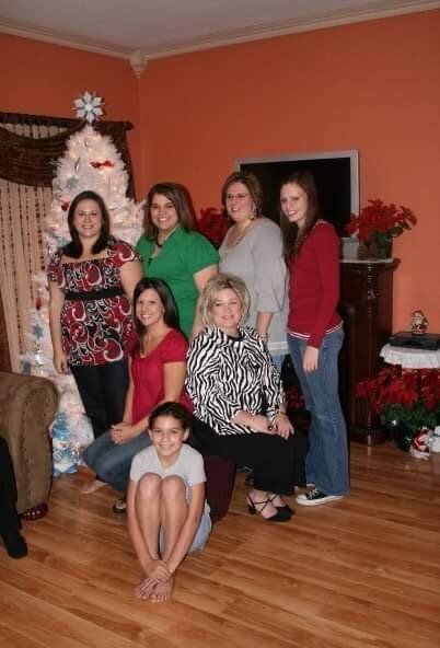 Tami Lorae Rawls - Photo 64