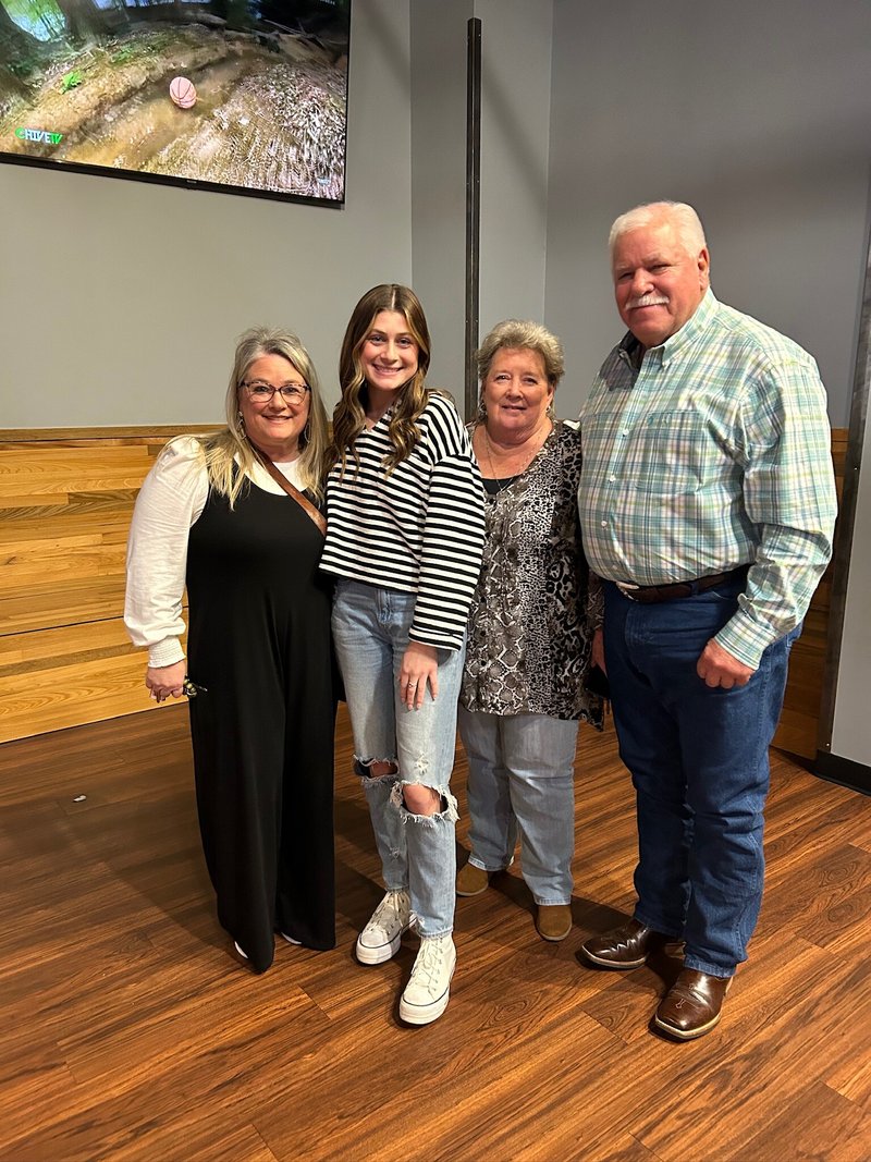 Tami Lorae Rawls - Photo 79