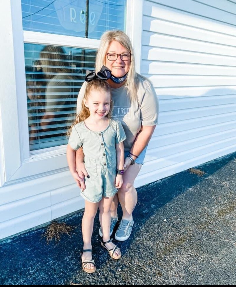 Tami Lorae Rawls - Photo 111