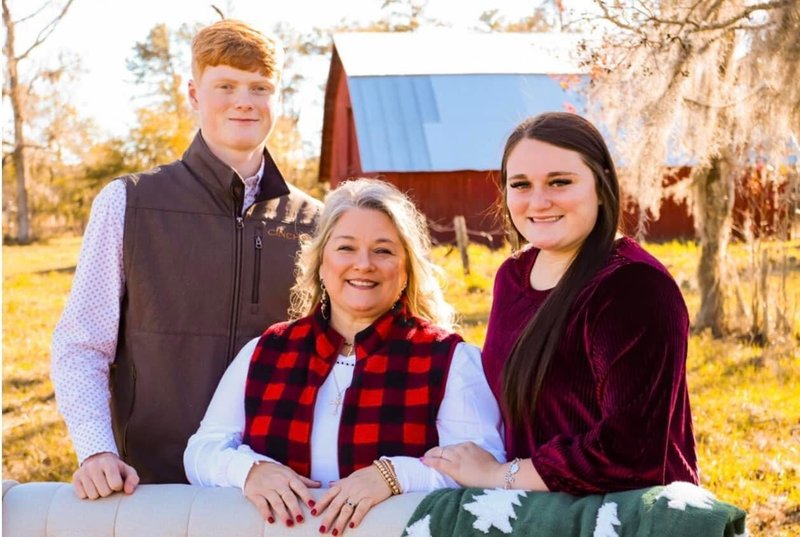 Tami Lorae Rawls - Photo 115