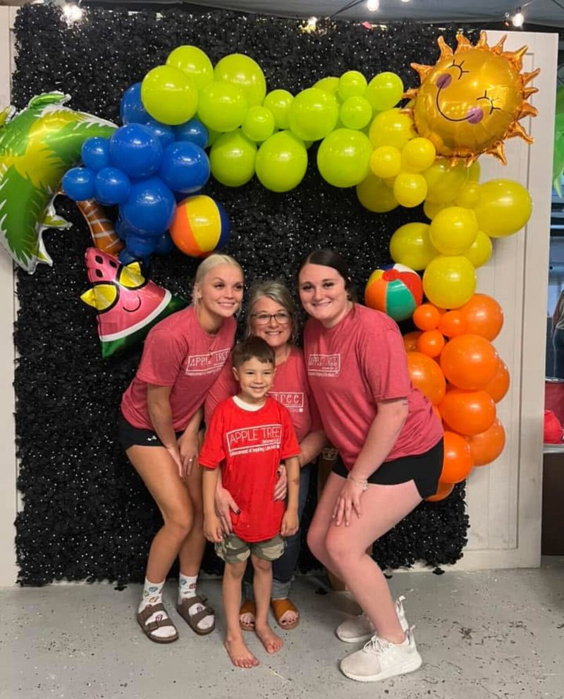 Tami Lorae Rawls - Photo 149