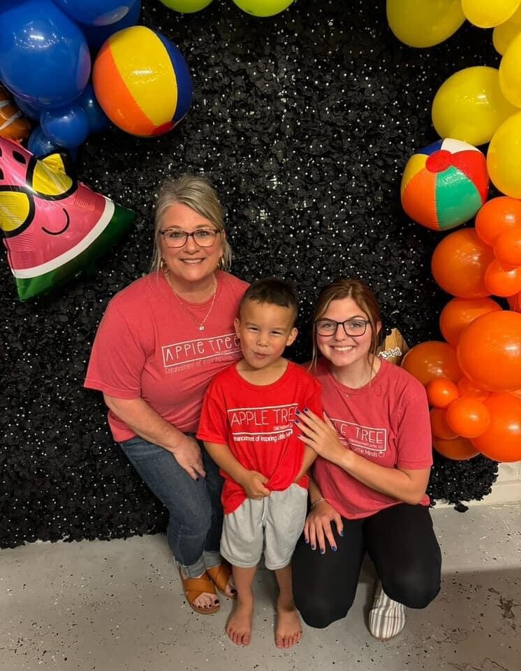 Tami Lorae Rawls - Photo 157