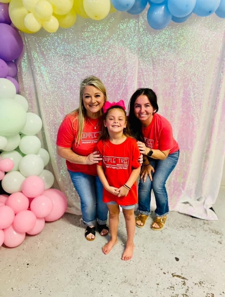 Tami Lorae Rawls - Photo 161