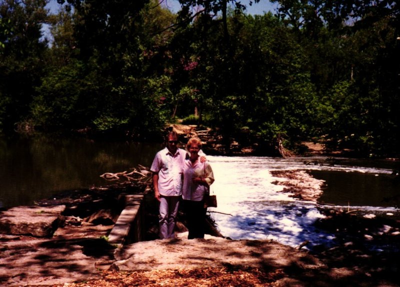 Sharron Rae Dragulski - Photo 4