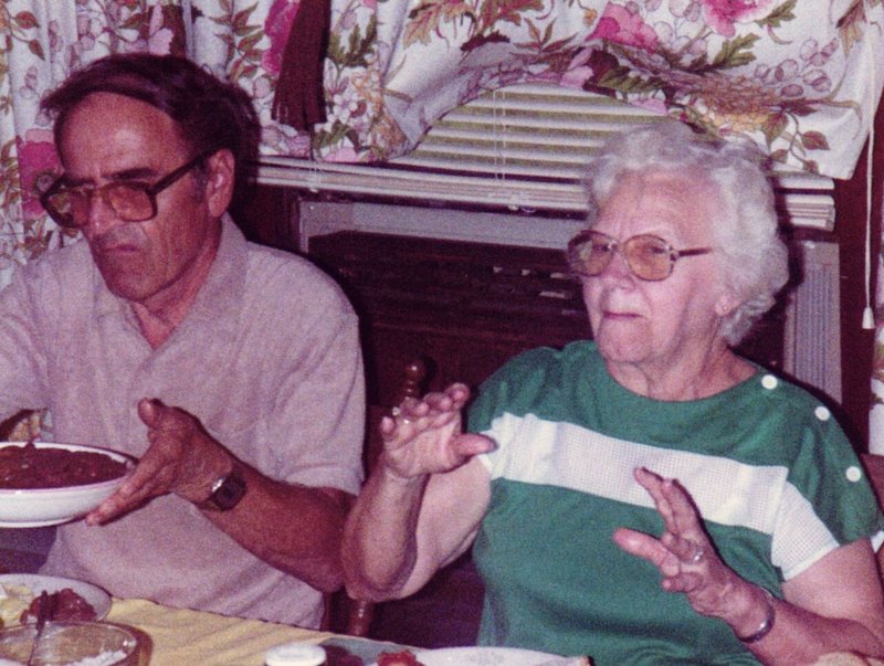 Sharron Rae Dragulski - Photo 12