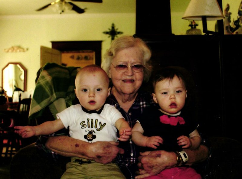 Sharron Rae Dragulski - Photo 31