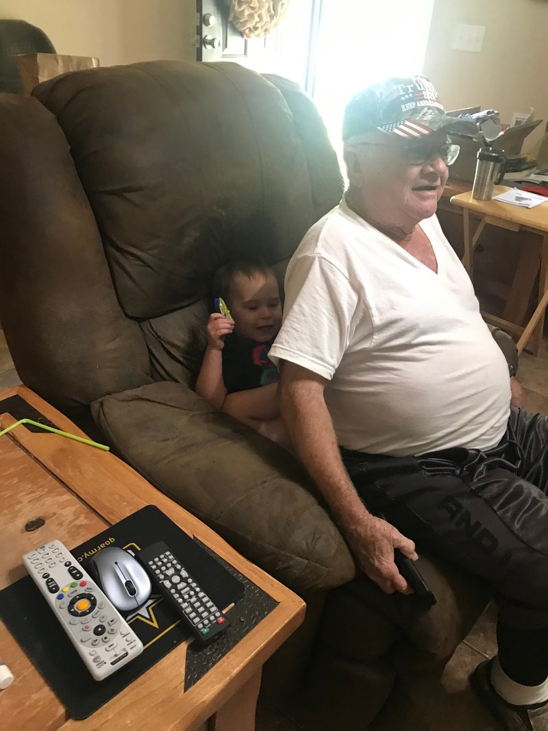 Charles Carol Petry - Photo 2