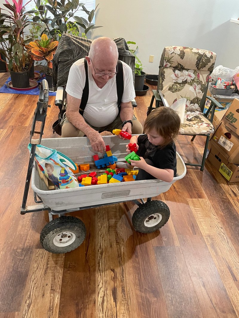 Charles Carol Petry - Photo 7