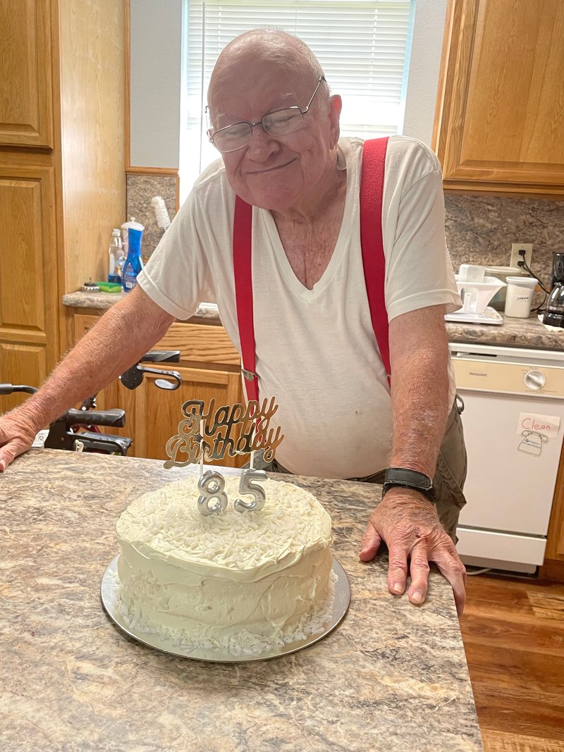 Charles Carol Petry - Photo 5