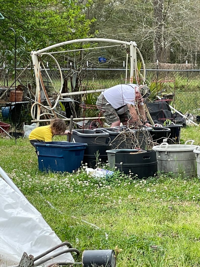 Charles Carol Petry - Photo 53