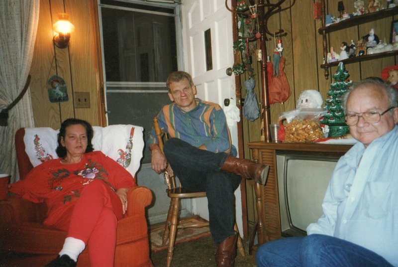 Charles Carol Petry - Photo 73