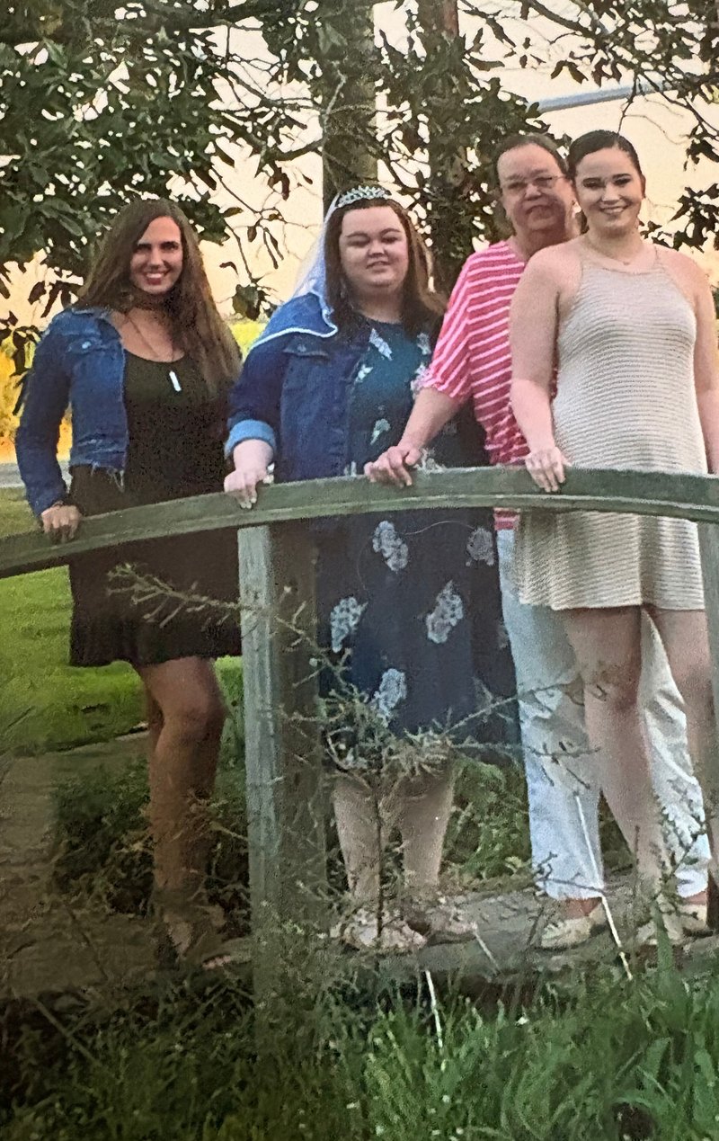 Angela Michelle Granger - Photo 14