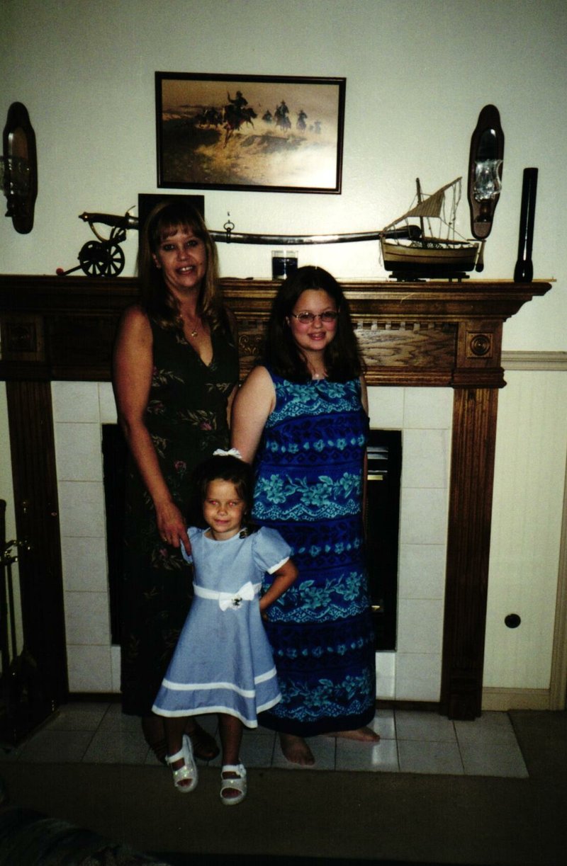 Angela Michelle Granger - Photo 35