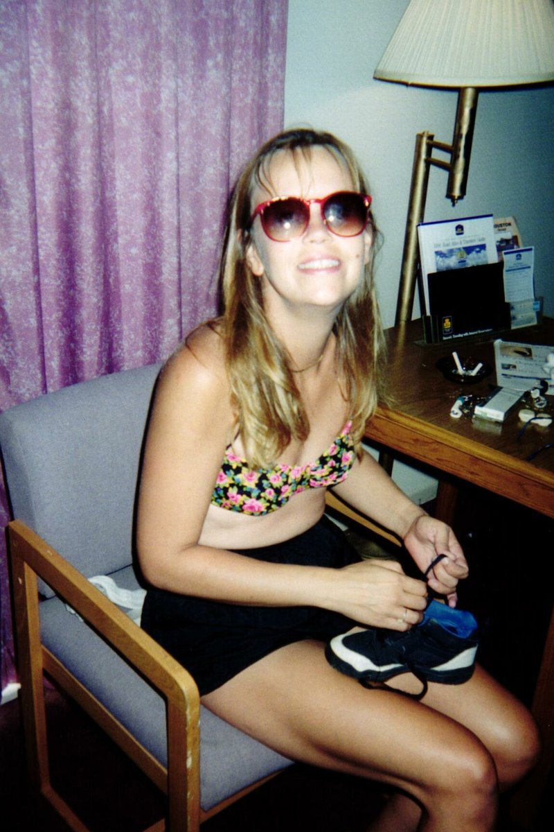 Angela Michelle Granger - Photo 128