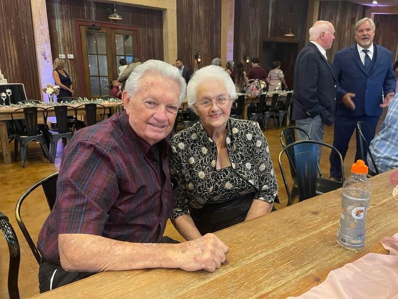 John Ellis Murdock, Jr. - Photo 8