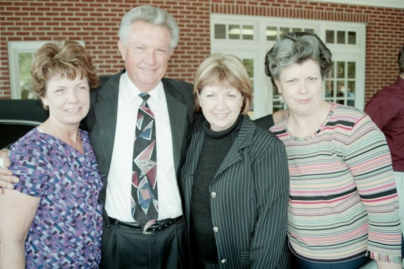 John Ellis Murdock, Jr. - Photo 18