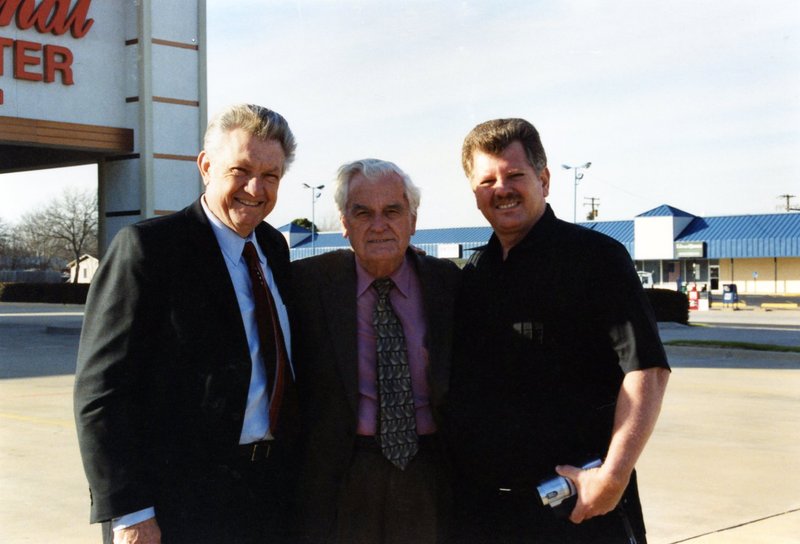 John Ellis Murdock, Jr. - Photo 23