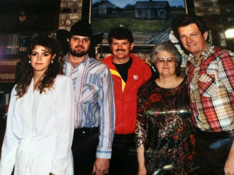 John Ellis Murdock, Jr. - Photo 105