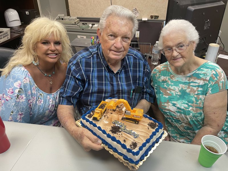 John Ellis Murdock, Jr. - Photo 143