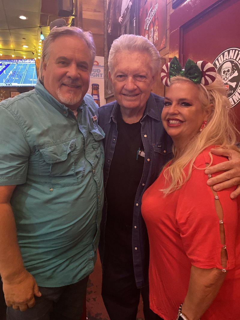 John Ellis Murdock, Jr. - Photo 155