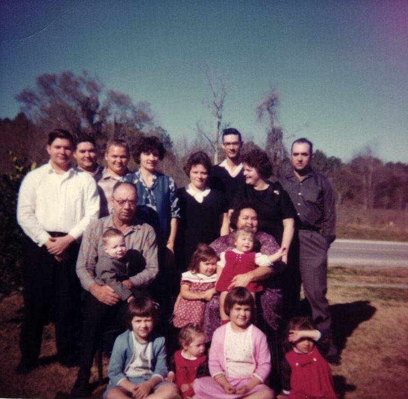 Janet Lee Hebert - Photo 10