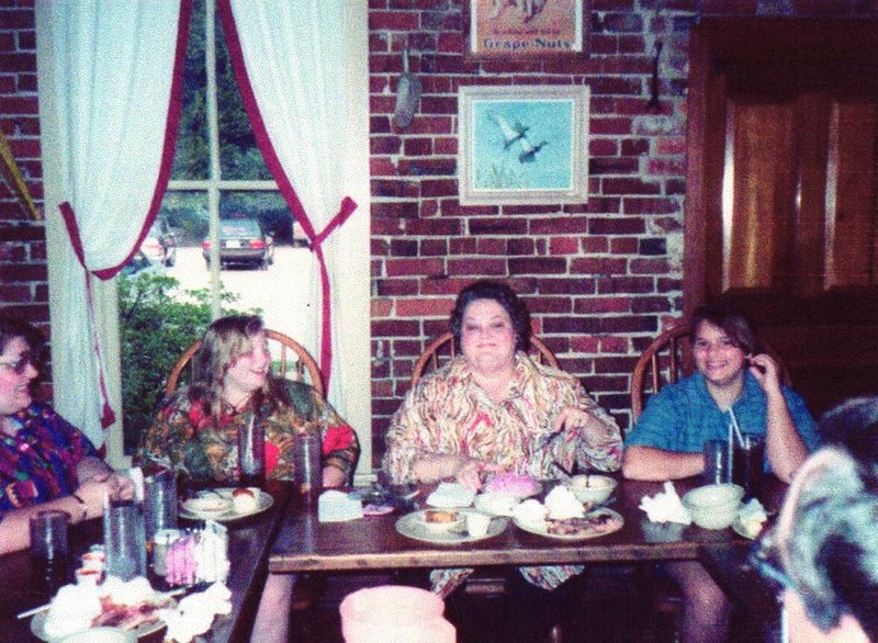 Janet Lee Hebert - Photo 29