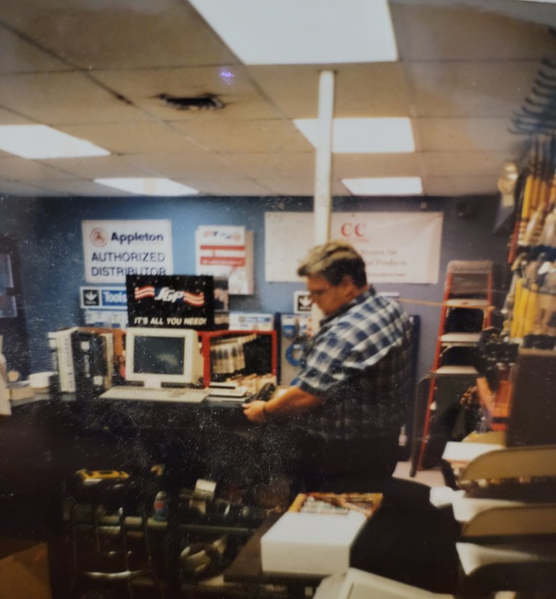 Thomas Whitney Hebert - Photo 72