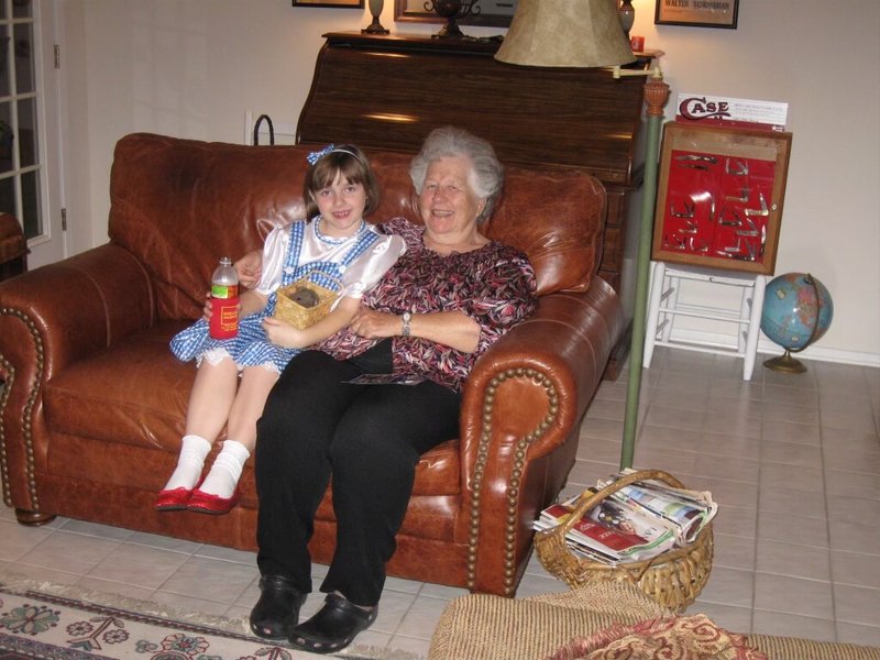 Louise Dolle Fuselier - Photo 22