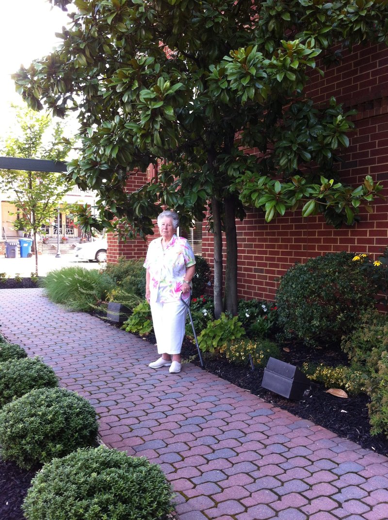 Louise Dolle Fuselier - Photo 35