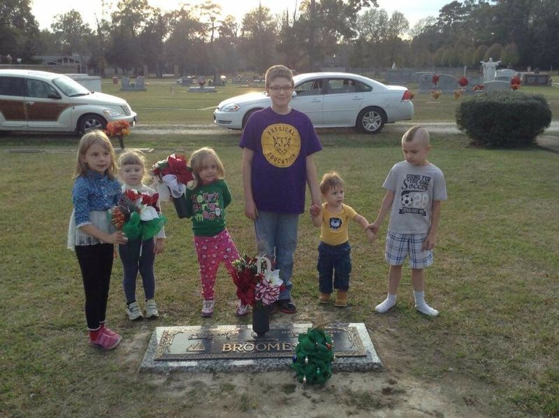 Trent Eric Dunbar - Photo 152