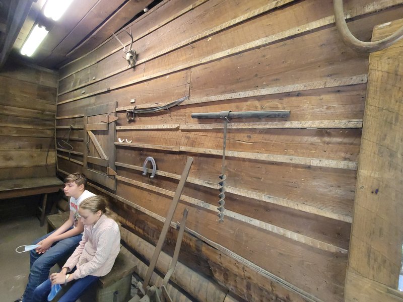 Trent Eric Dunbar - Photo 193