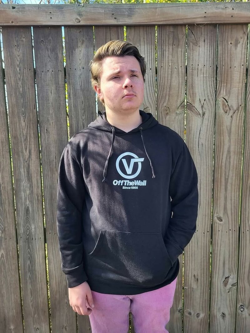 Trent Eric Dunbar - Photo 210