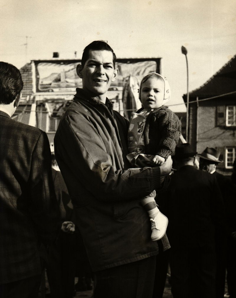 Harold L. Hearn - Photo 2