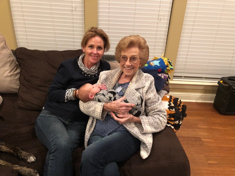 Virginia Custer - Photo 3