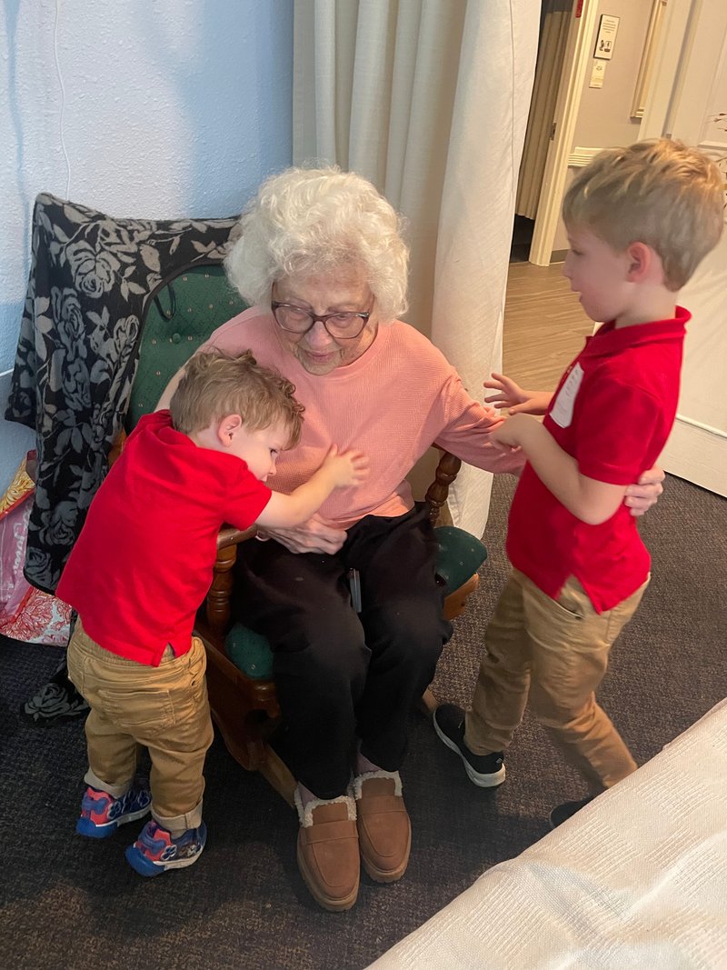 Virginia Custer - Photo 2