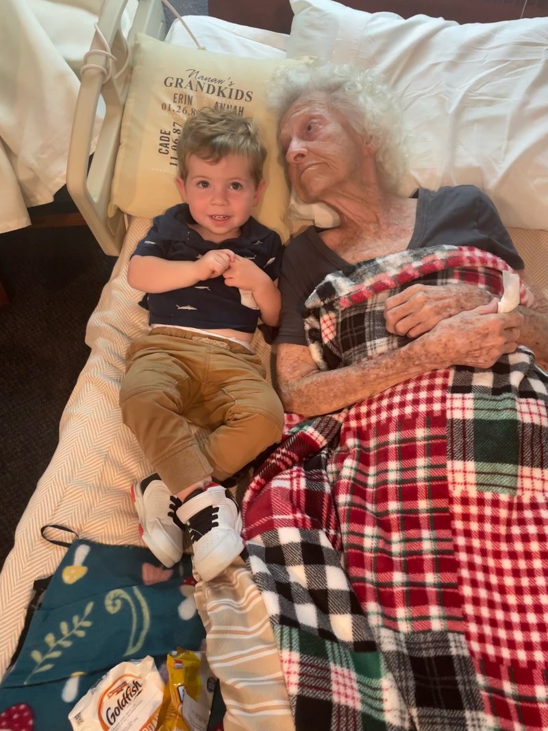 Virginia Custer - Photo 6