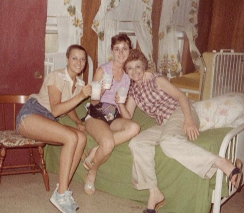 Virginia Custer - Photo 12