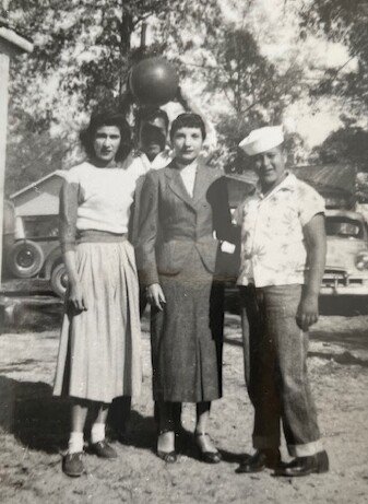 Juanita Castillo - Photo 12