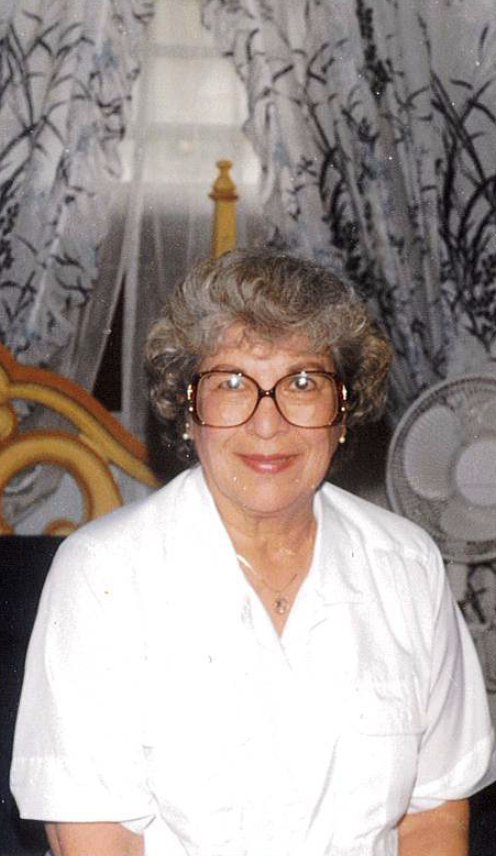 Juanita Castillo - Photo 20