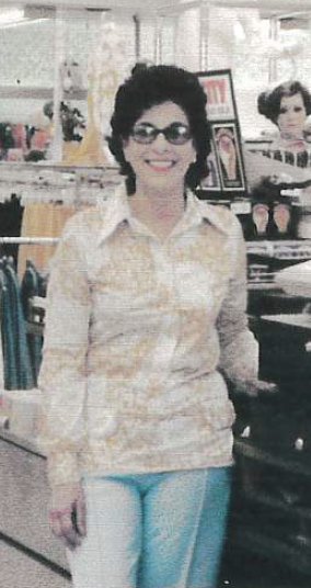 Juanita Castillo - Photo 76