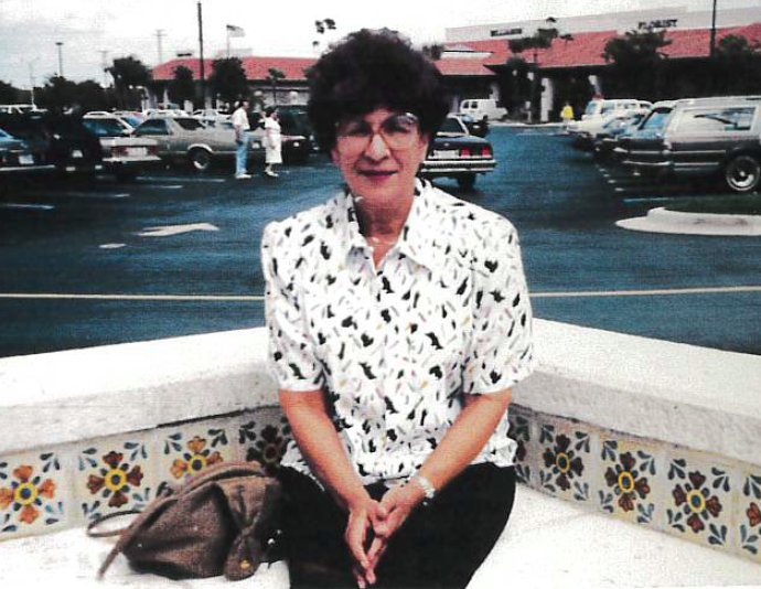 Juanita Castillo - Photo 80