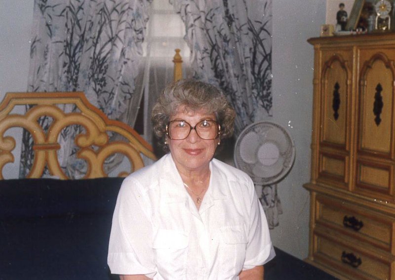 Juanita Castillo - Photo 86