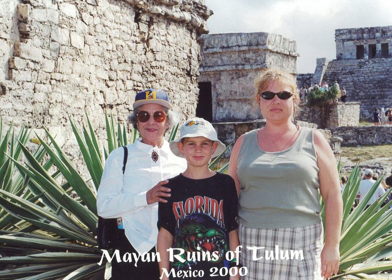 Juanita Castillo - Photo 93