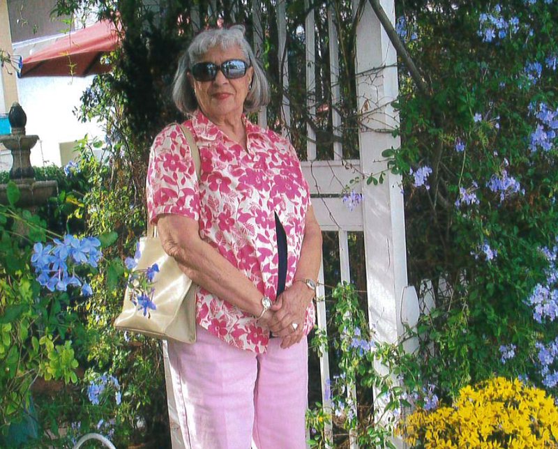 Juanita Castillo - Photo 99