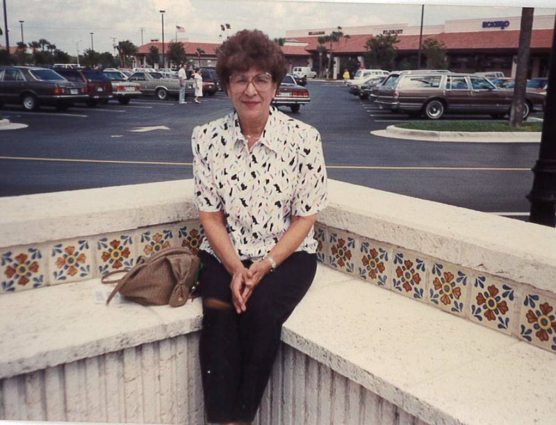 Juanita Castillo - Photo 107