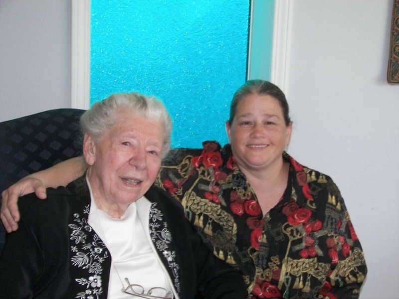 Susan Lee Martin - Photo 11